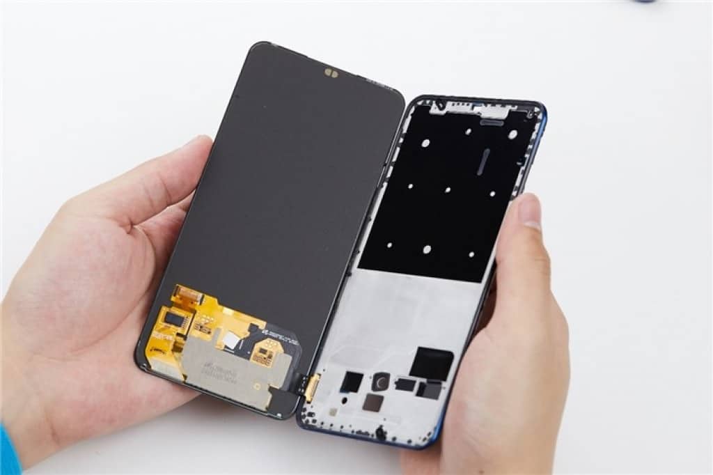 craked-screen